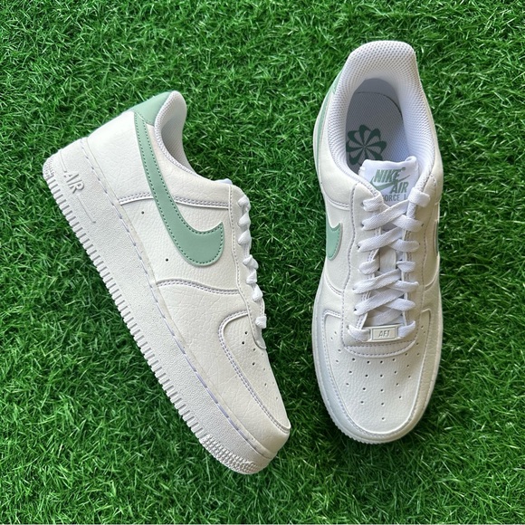 Nike Air Force 1 ‘07 NN White / Cannon White - Picture 8 of 14